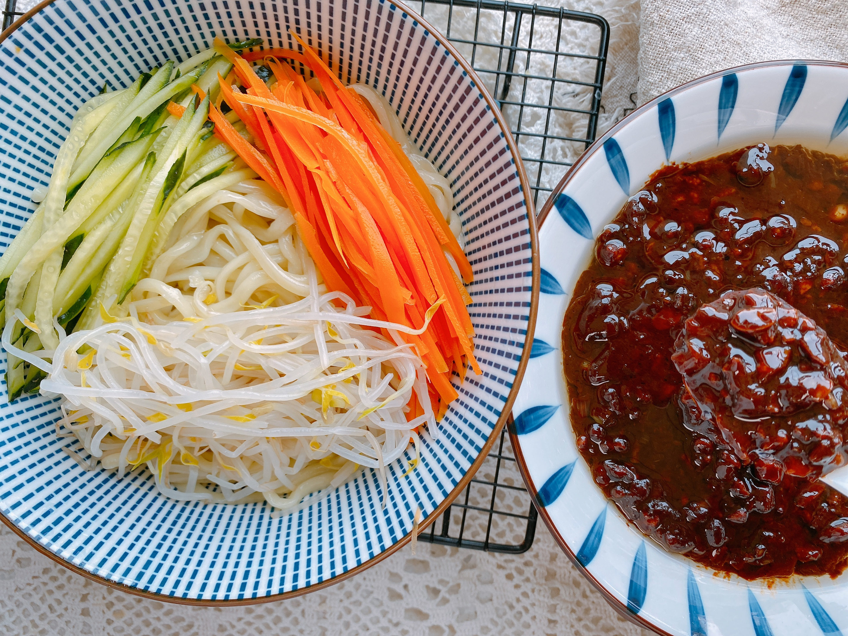 炸醬麵香不香，醬是關鍵，3種醬料不加一滴水，做法簡單醬香濃郁