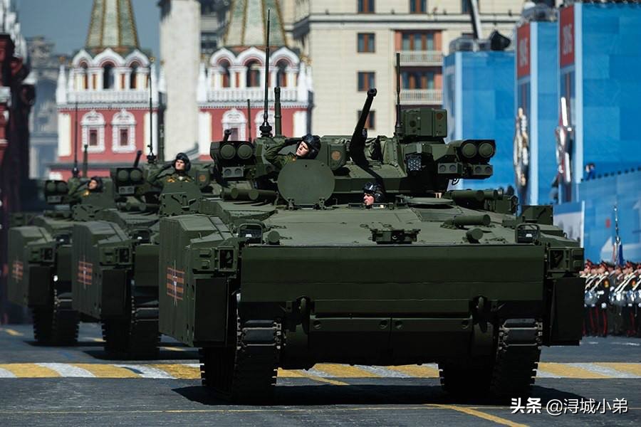 中俄美英德履带式步战车