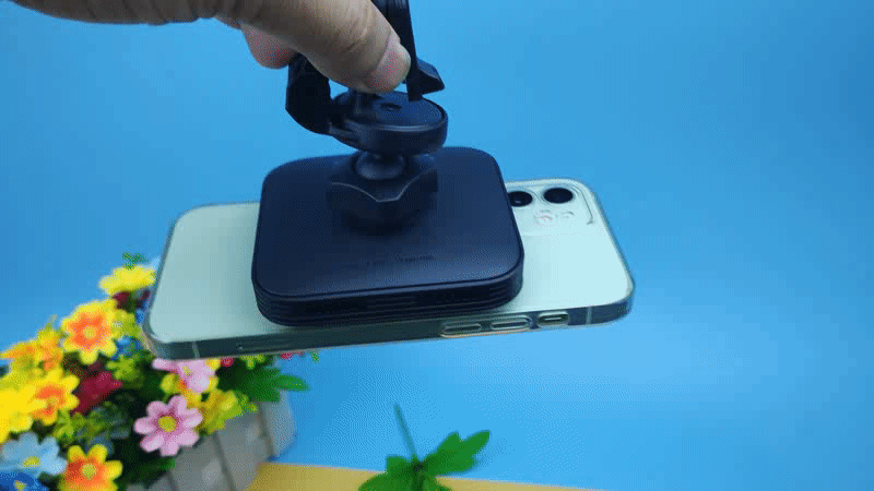 行车好伴侣，亿色磁吸车载无线充