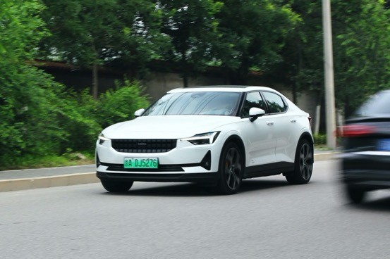 更精致的极简北欧轻奢范儿 试驾Polestar-极星2