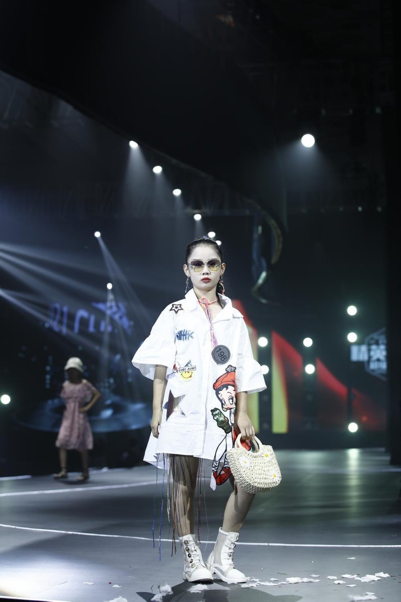 2021精英童模超级联赛形象推广大使——杜恩瑶