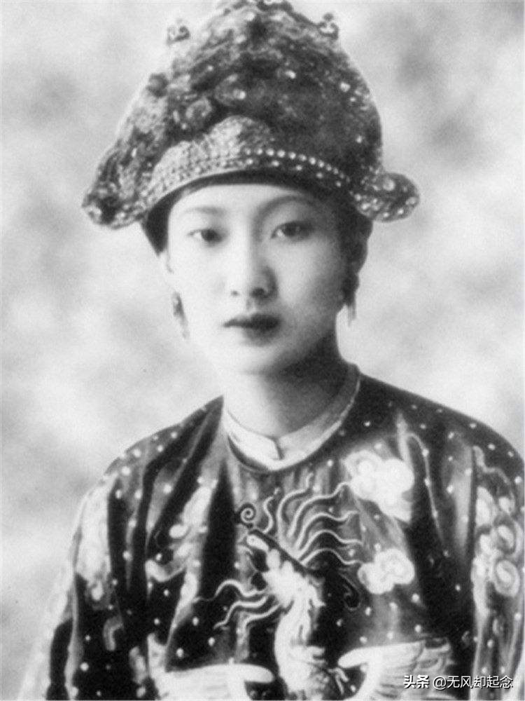 她有华人血统，20岁嫁越南皇帝，因反对亲日被冷落，49岁客死异乡
