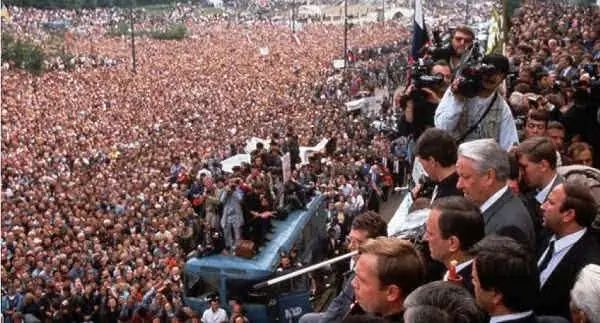 美国会成为下一个苏联吗？