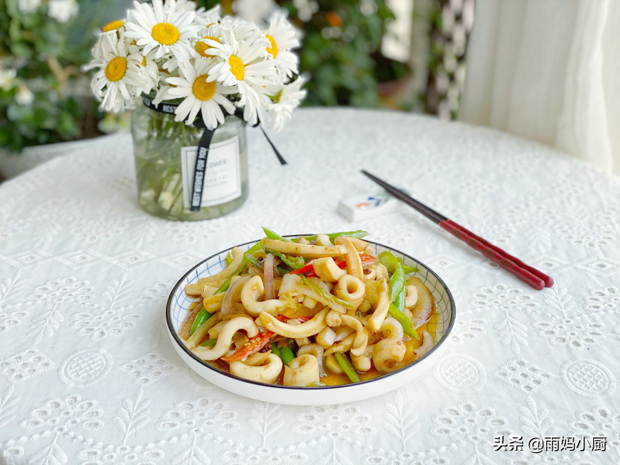 香辣魷魚的家常做法，簡單快手又下飯，麻辣香鮮秒殺路邊攤