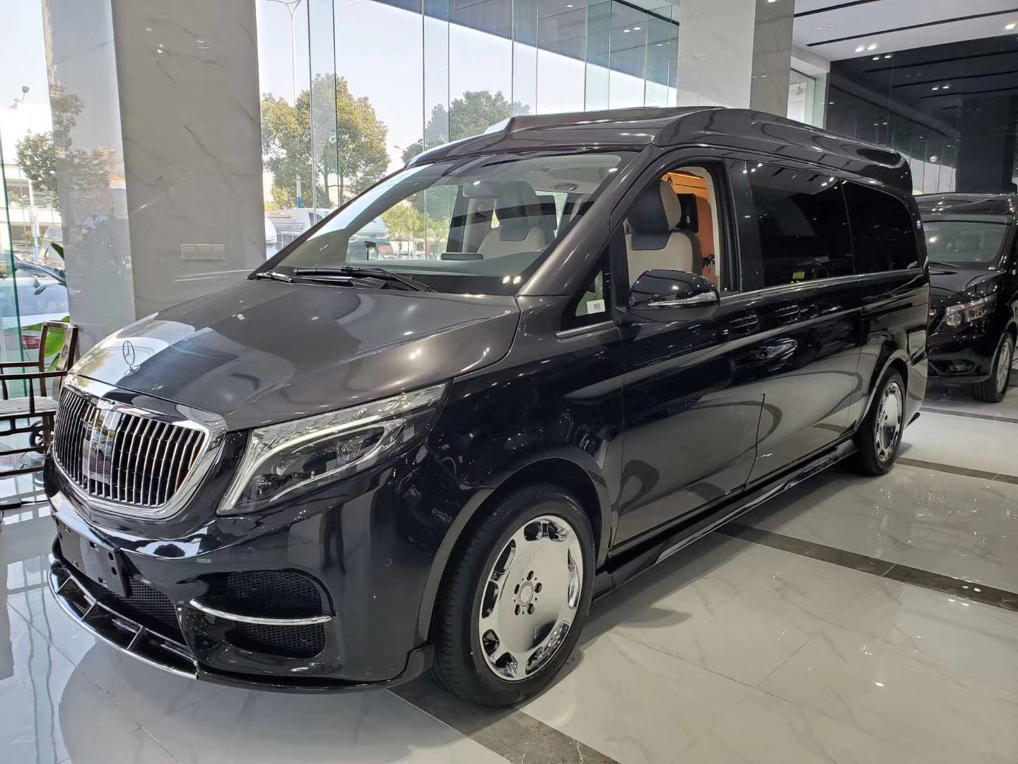 明星也爱的座驾迈巴赫vs900苏州在售