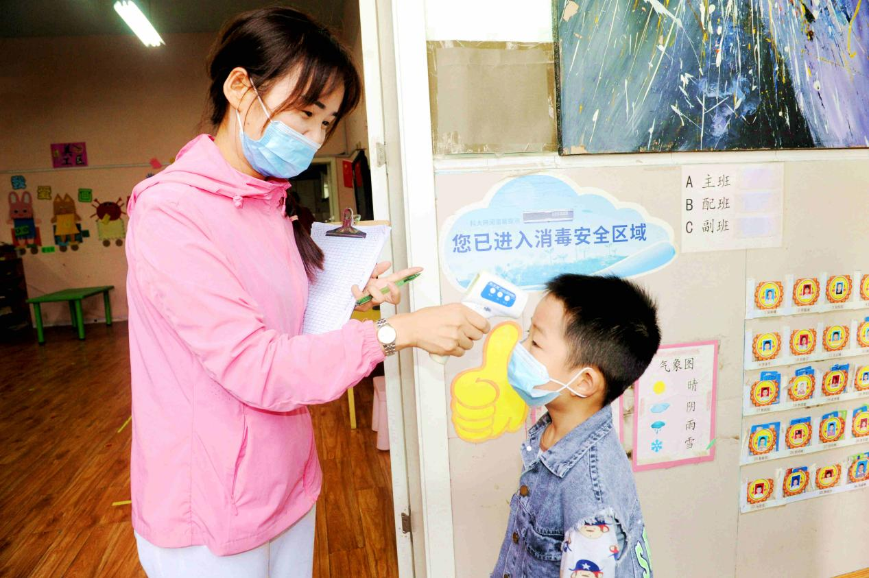 “夯实疫情演练 共筑安全防线”淅川县实验幼儿园疫情防控演练报道