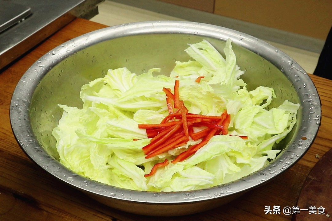 图片[4]-老北京牌的“乾隆白菜”！不开火特简单 鲜甜脆爽、吃着比肉香-起舞食谱网