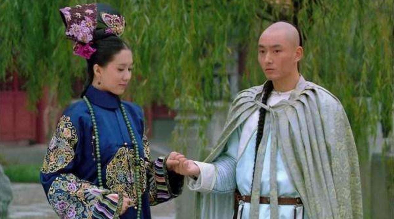 凌雲峰上：為何果郡王和甄嬛一夜就有了孩子，阿晉心知肚明