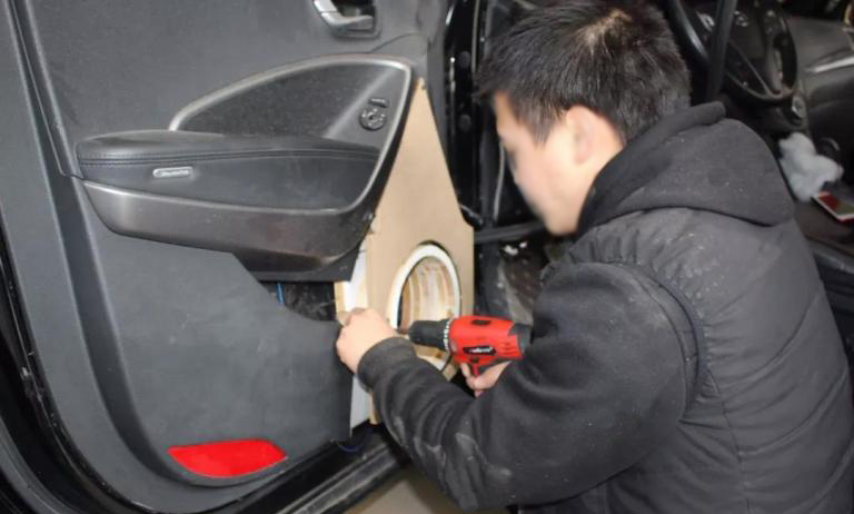 汽车音响改装从入门到精通（第二十课）：倒模制作（2）音响倒膜