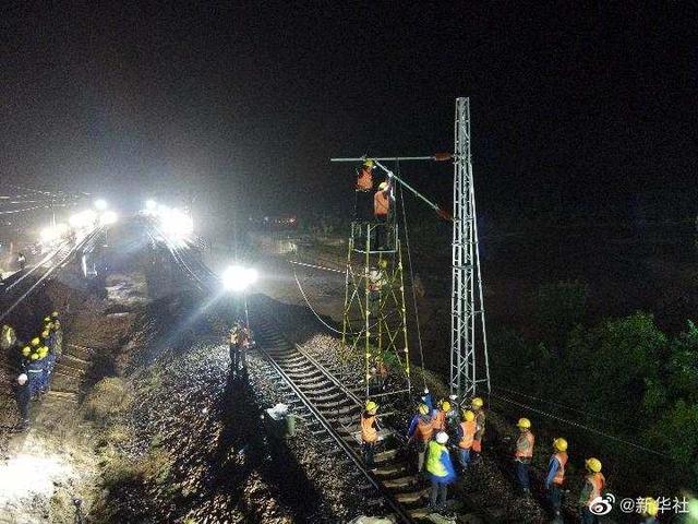 直击山西暴雨现场图：多地雨量破纪录 上万人被转移