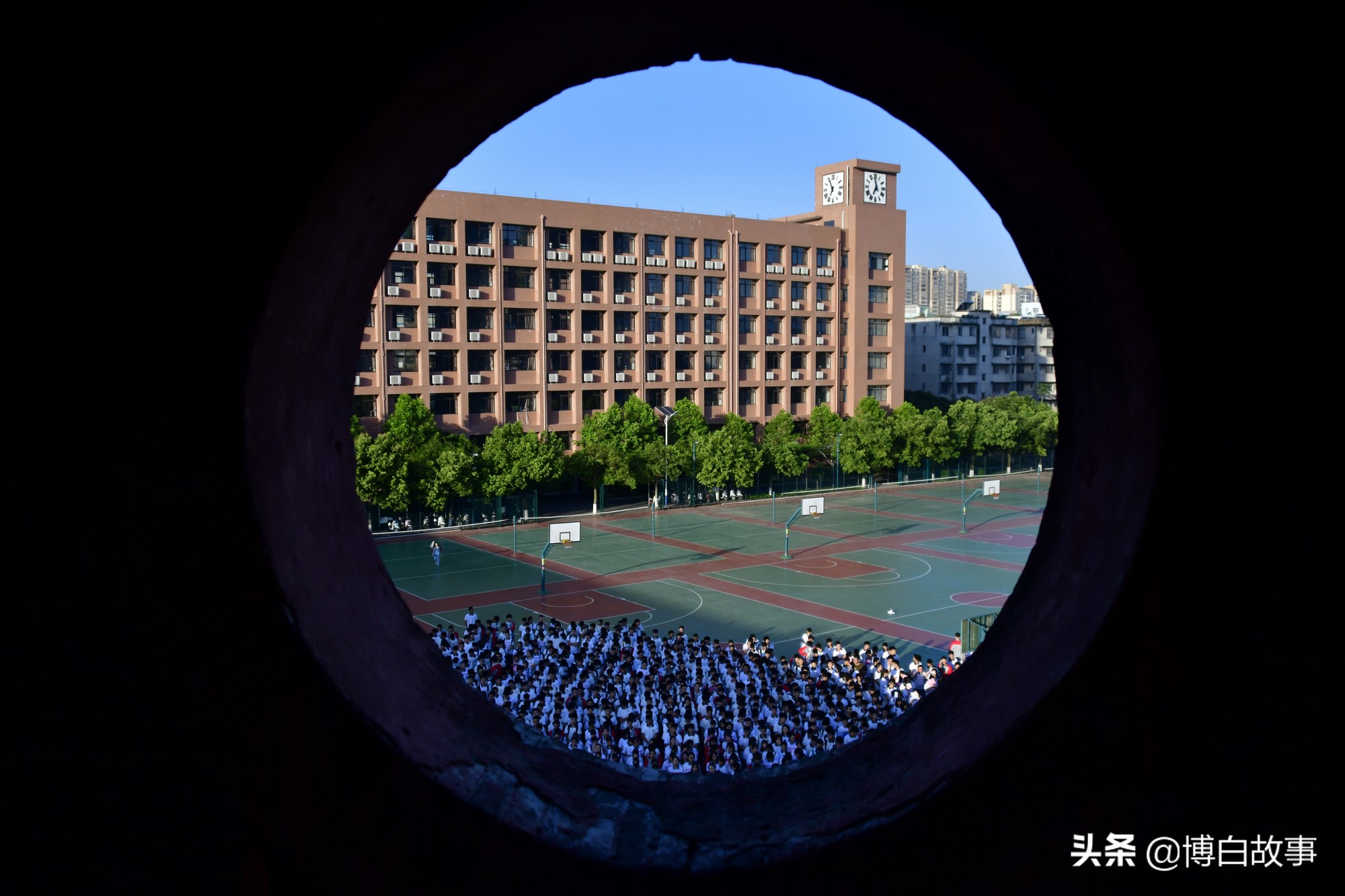 廣西縣中學(xué)舉行考前動(dòng)員大會(huì)!氣勢(shì)如虹(圖31) 廣西縣中學(xué)舉行考前動(dòng)員大會(huì)!氣勢(shì)如虹(圖31)