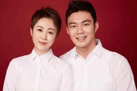 马丽母亲节升级当妈妈，与小老公幸福美满，沈