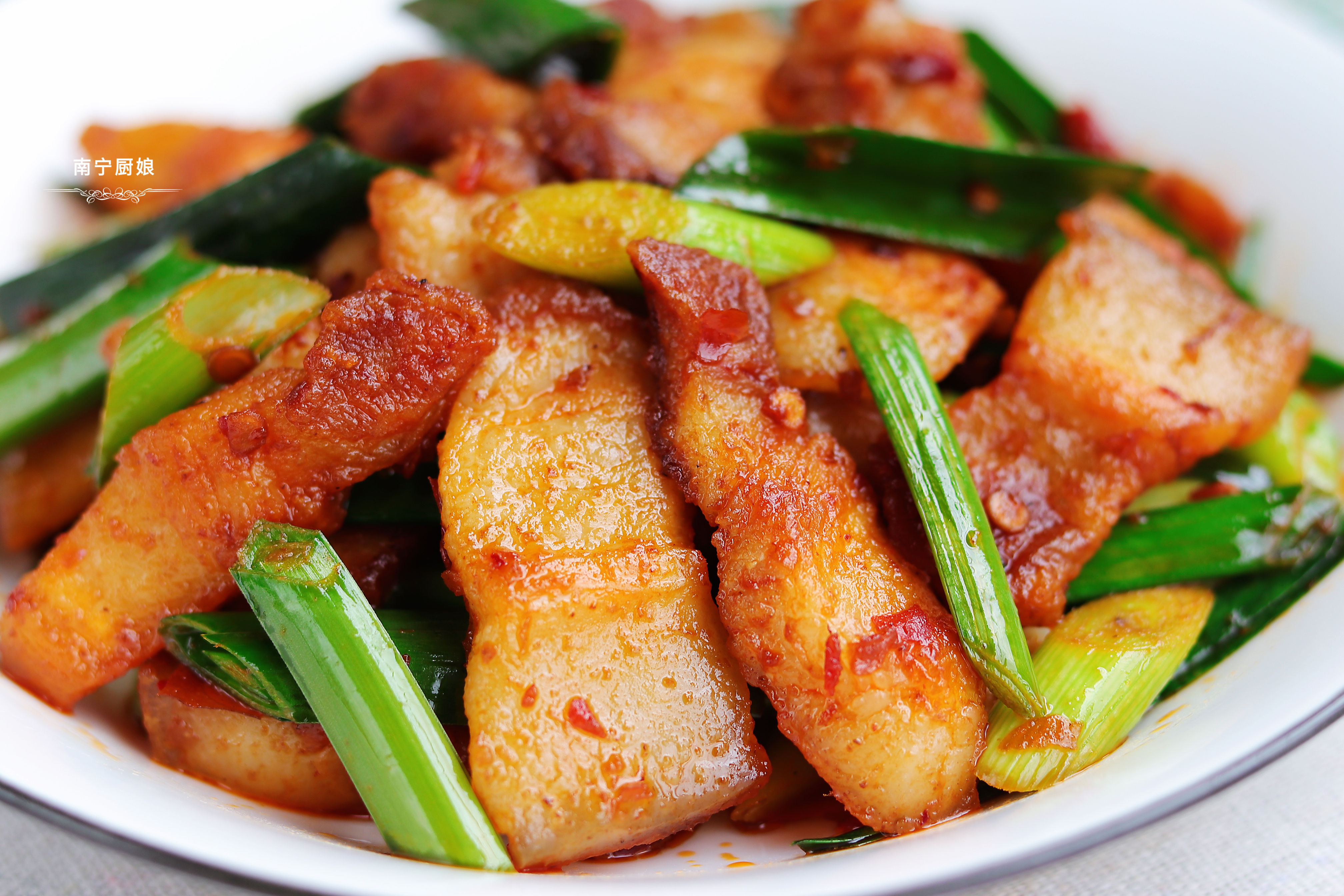 回鍋肉這樣做吃著才過癮，肥而不膩，超級下飯，每次做一盤不夠吃