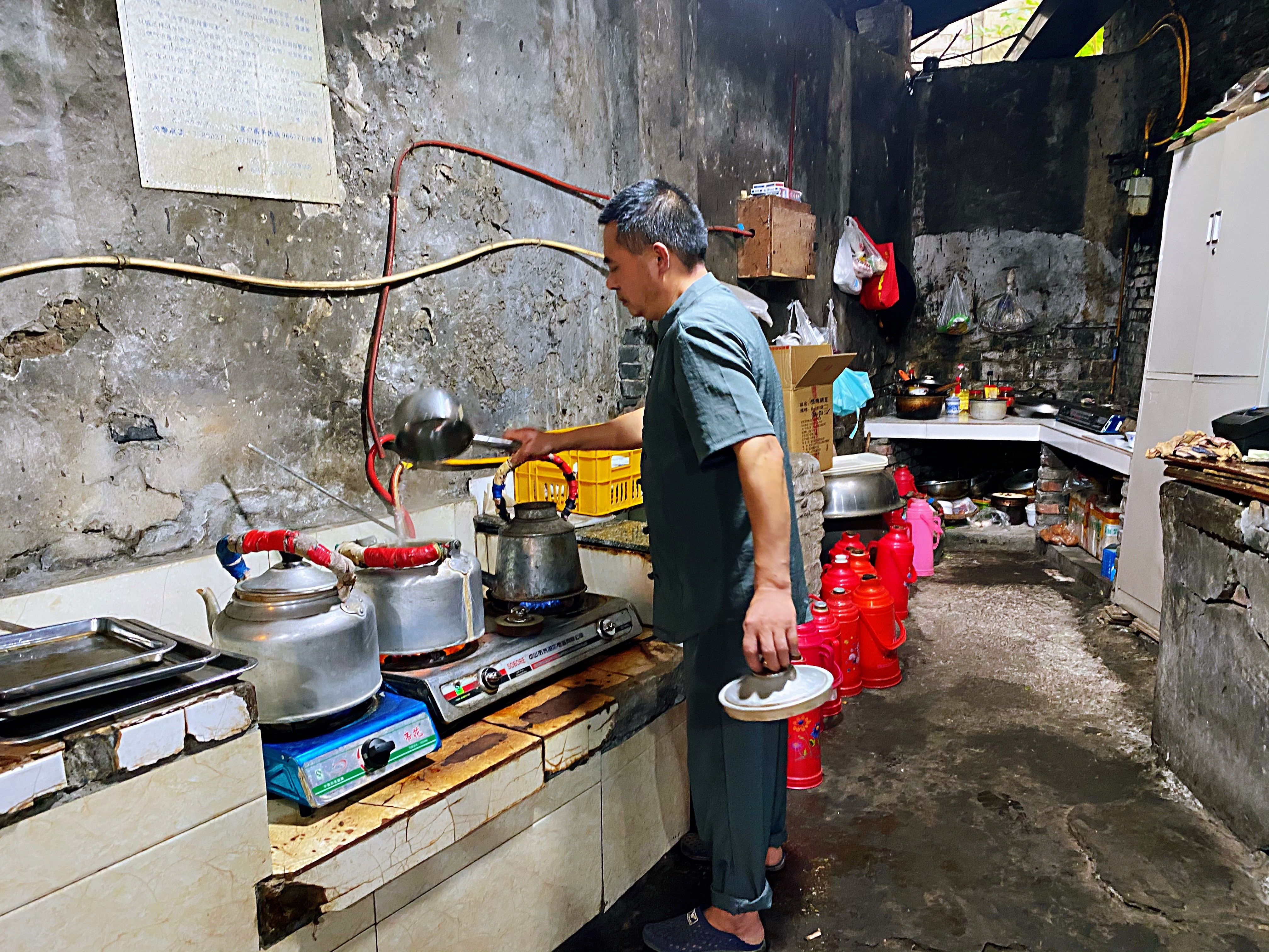 十一国庆游，打卡重庆2020年热门景点，含来福士探索仓攻略