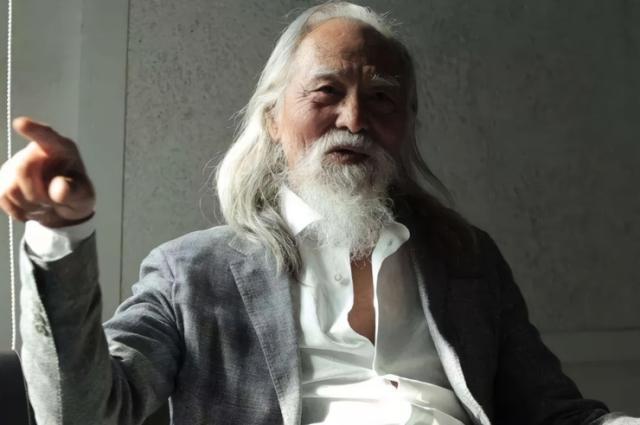一个人，越是肤浅，越会有这三种表现