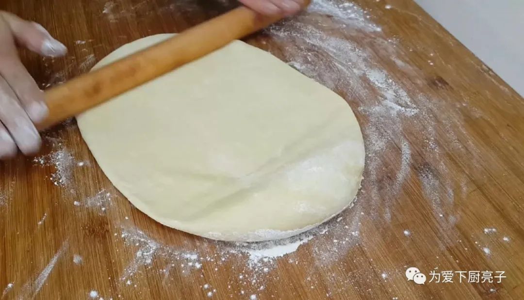麵粉別炸油條了，鍋裡炸一炸，做出特色油炸酥，比麵包鬆軟又好吃