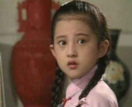 红极一时的"小婉君"，为学业放弃演戏，现40岁还未结婚
