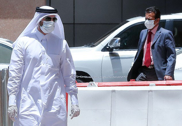 感染率爆棚，世界上最富有国家推全球最严管控