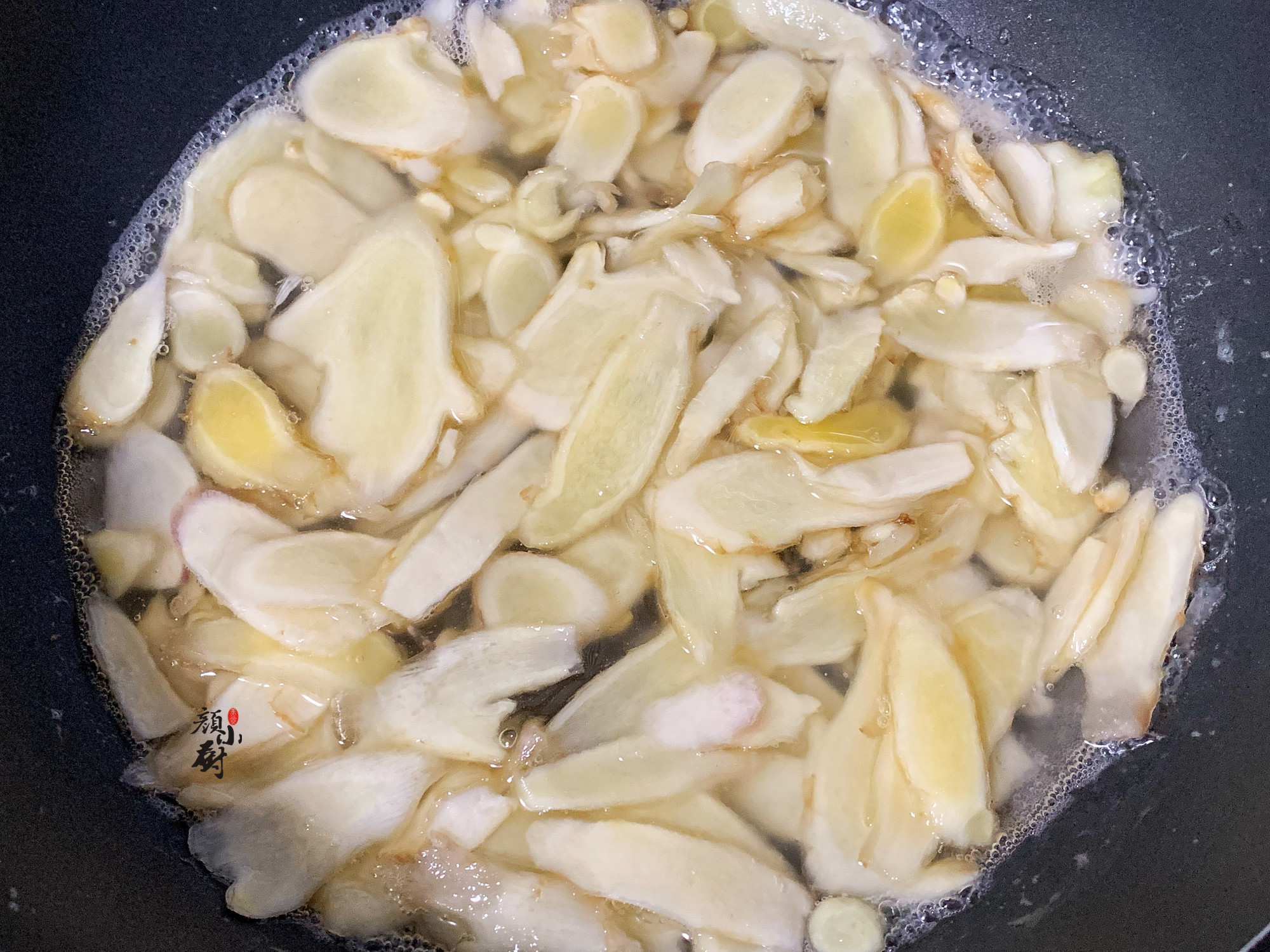 天热要多吃生姜，教你简单做法，好吃又解馋，夏天也精气神十足