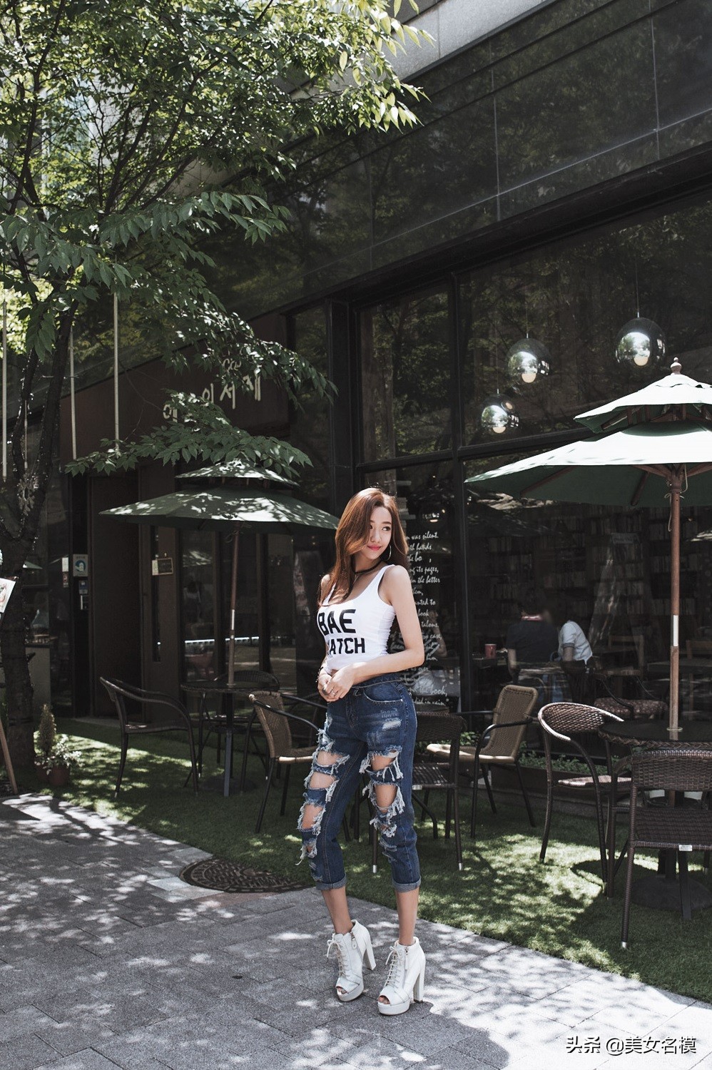 破洞牛仔褲，青春的叛逆！