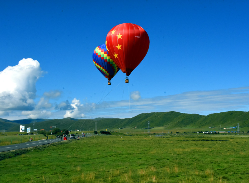四川旅游：走进阿坝州红原大草原（图）