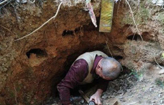 现实版摸金校尉，盗墓30年，获利5个亿，临死一