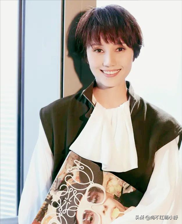 21年流行的 锁骨卷 发型9款 既洋气又减龄 适合35 50岁女人 尚不红萌小舒 Mdeditor