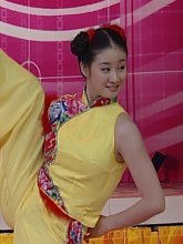 還記得王小蒙的扮演者王亞彬嗎？離開(kāi)趙本山后，她一樣大殺四方