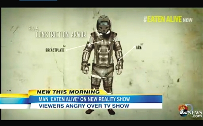 被蛇吞下是什麽感受？一美國人全副武裝作死實驗，險些喪命