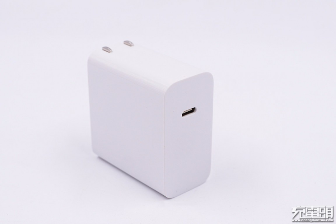 iPhone13发布，8大充电器工厂巨头齐聚深圳搞事情