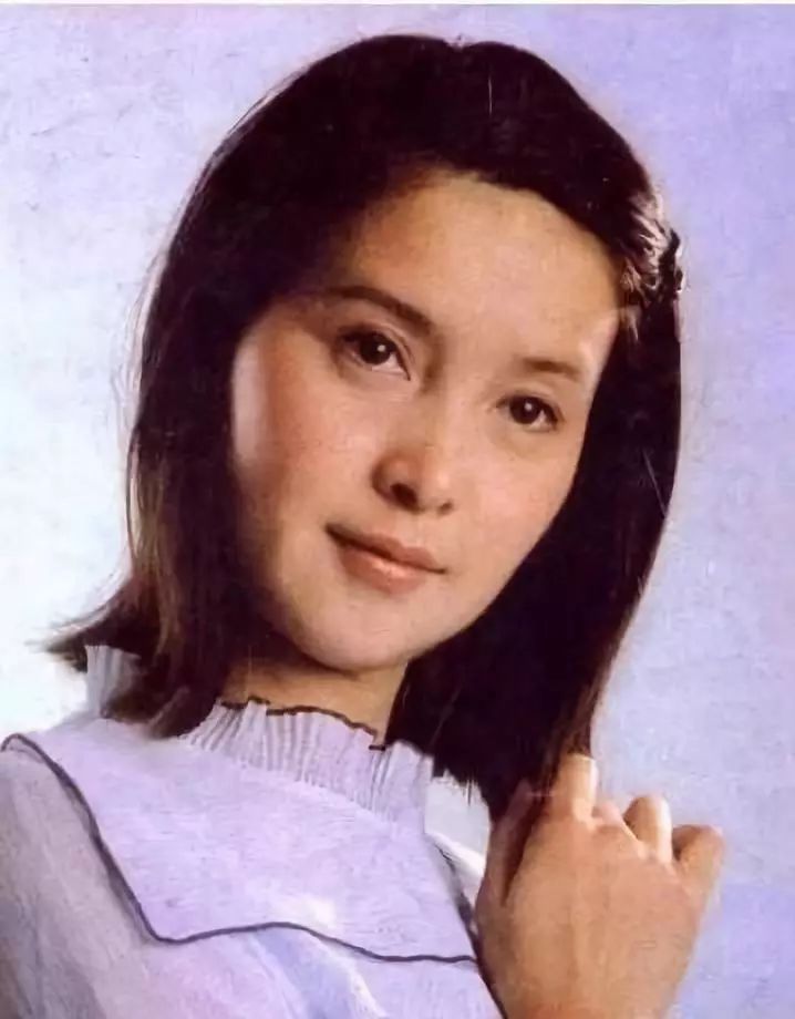 曾是银幕女神，经商后身价上亿：李小璐不争气，但她妈妈是真牛