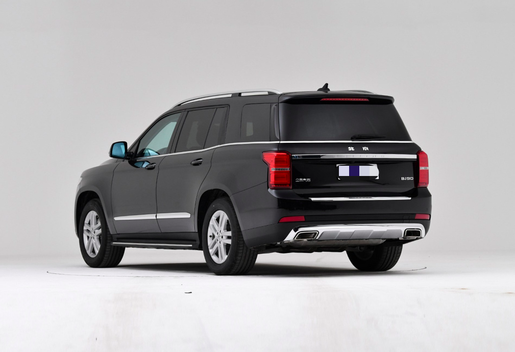 国产降价冠军！打五折都没人买？奔驰旗舰SUV换