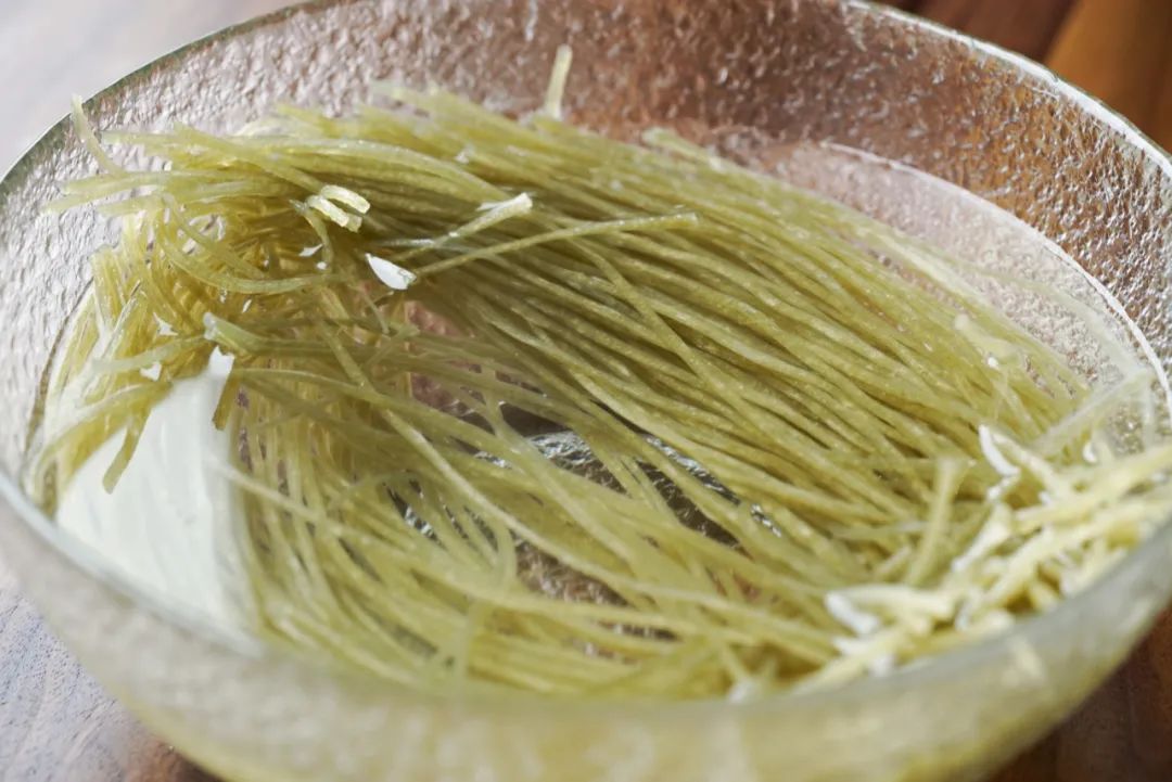 ������ˬ������ص������ۣ��óԵ�����