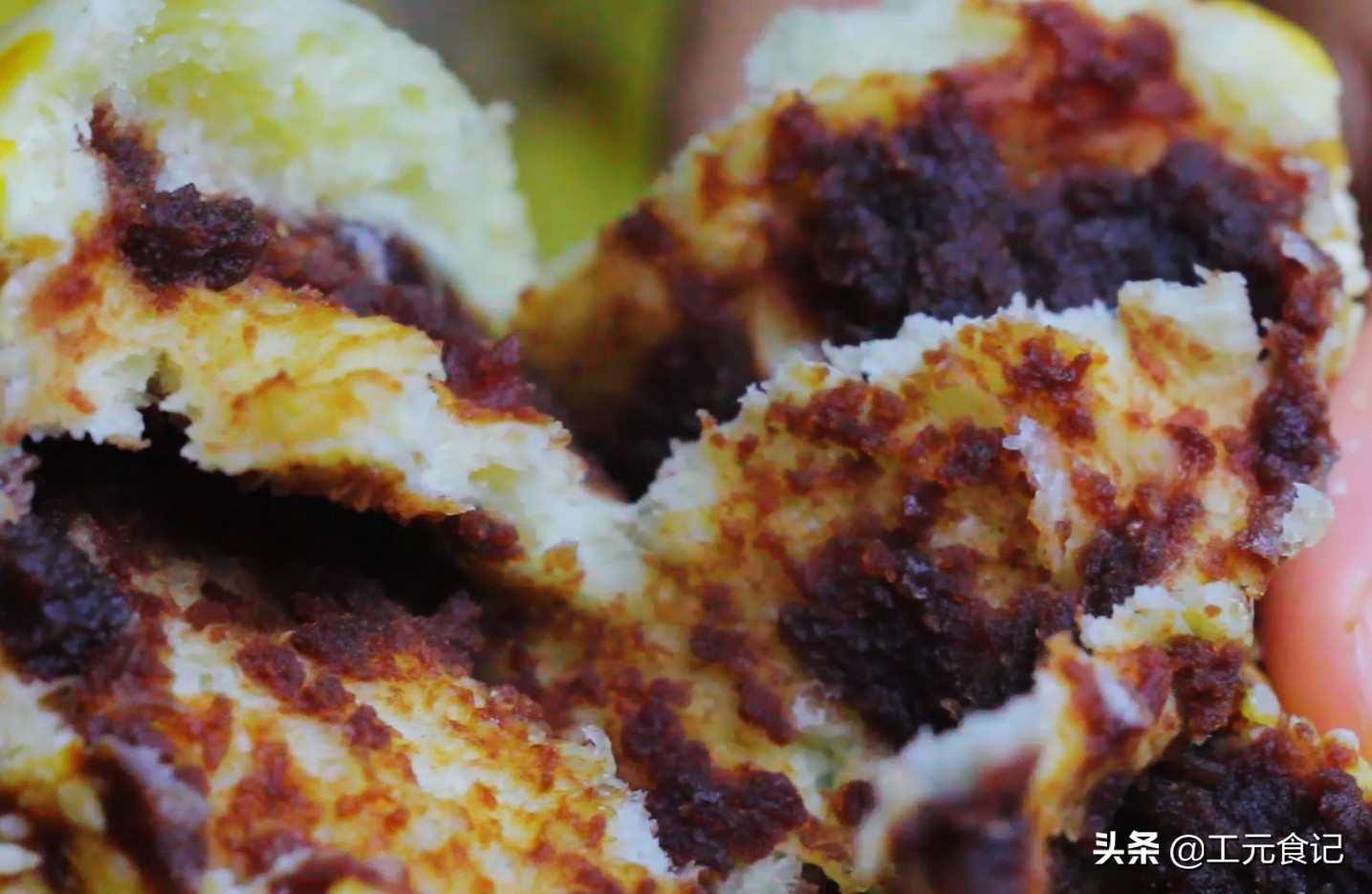 孩子最爱酸奶豆沙面包，不蒸不烤电饭煲一按，松软香甜比买的好吃