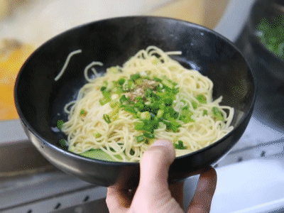 「十堰美食」看來，這家店沒打算放過任何一個十堰人