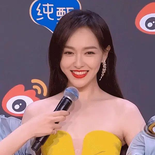 同是状态不好，赵丽颖与唐嫣的评价却呈两极，网友：女明星太惨了