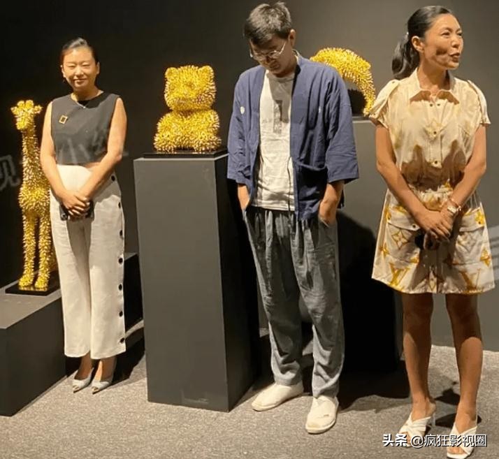 时尚女魔头的毁灭史，和她又坏又拜金的名媛经历，不输吴亦凡