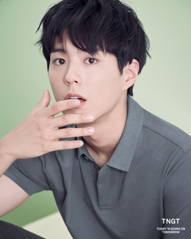 照念主持稿,却陷兵役期进行营利宣传争议?网友要求太苛刻了吧