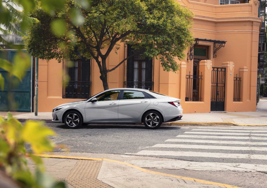 患上“路考”障碍？第七代伊兰特让新手司机不再心慌