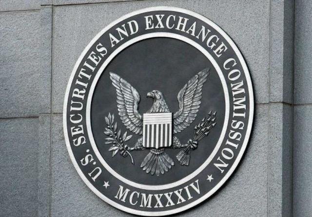 我国连续出台两项新法后，美国暂停中企赴美上