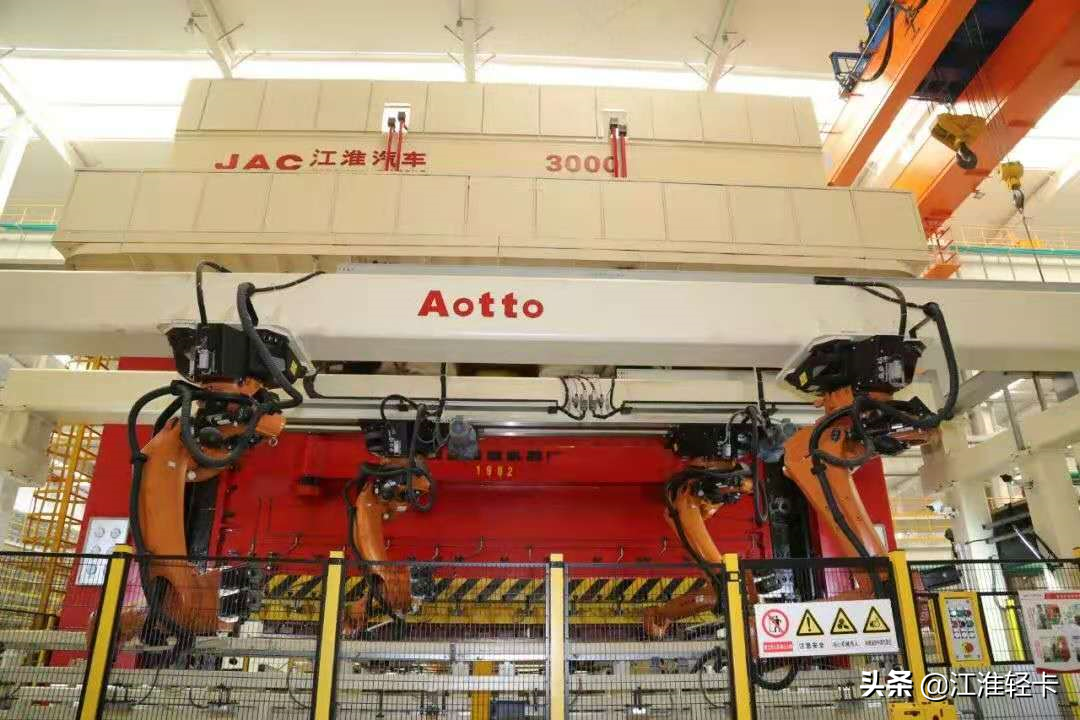 50年再聚首，追忆激情燃烧的岁月 | 3000T第一任机长