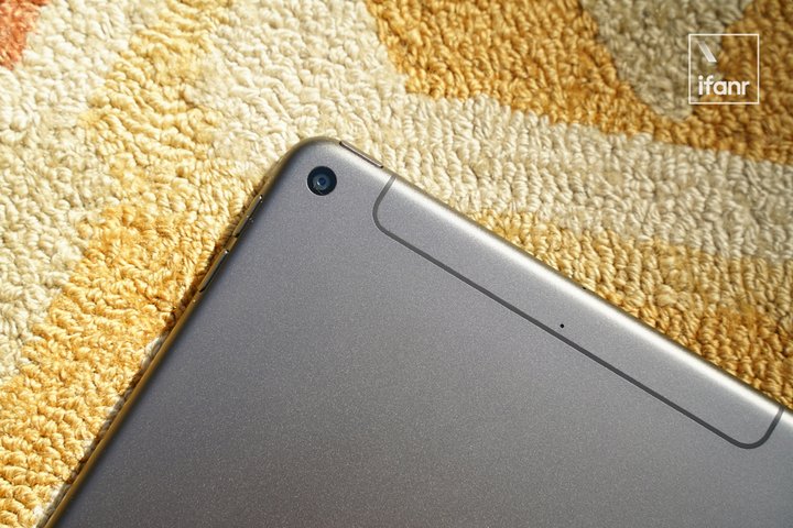  新 iPad mini 体验：2999 元的它能成为你的最佳娱乐设备吗？