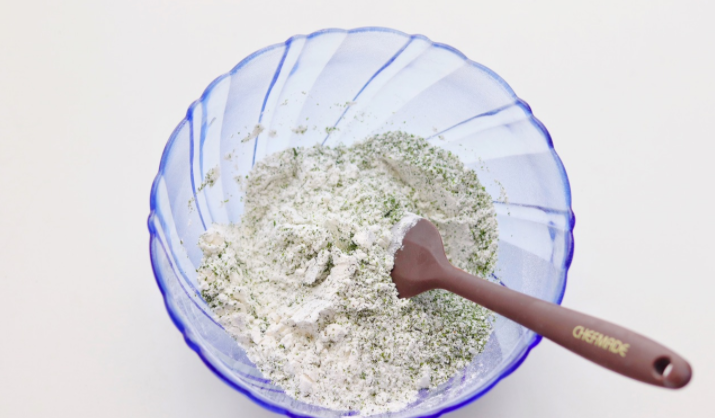 一掰就碎的海苔苏打饼干，美味又健康，学会自己在家做