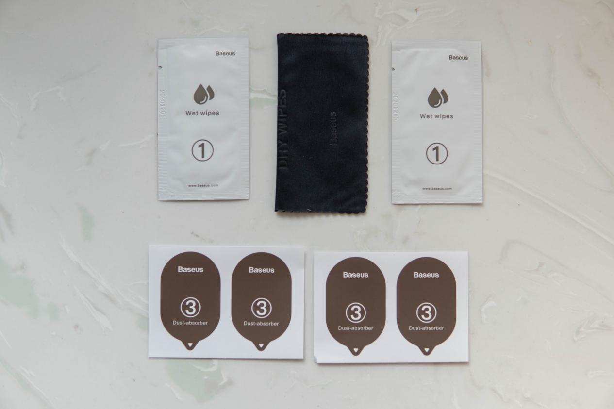 为手机屏幕保驾护航，倍思iPhone12系列超瓷晶钢化膜