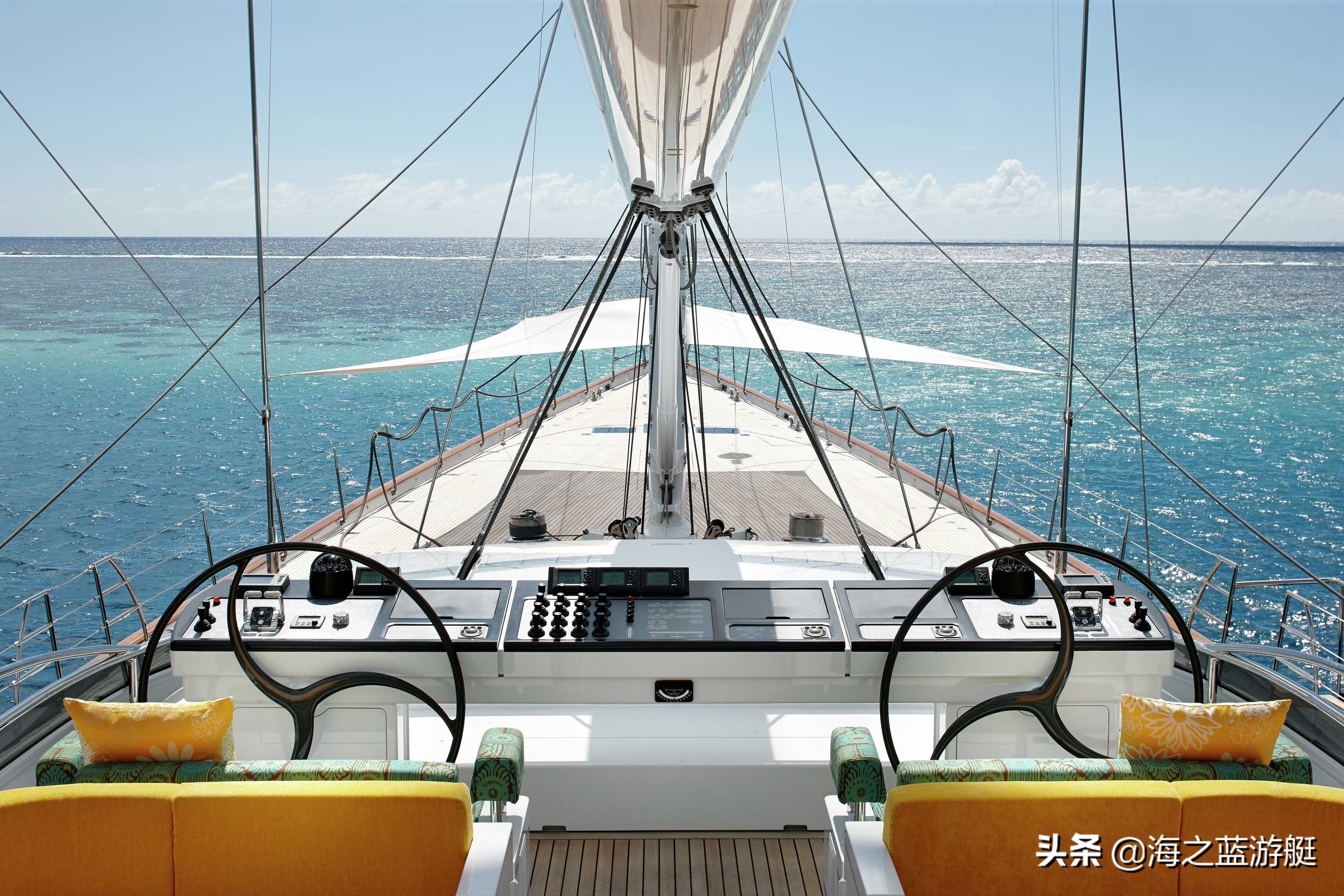2020云端游艇展56米经典双桅超级帆船平坦甲板可以跑步运动