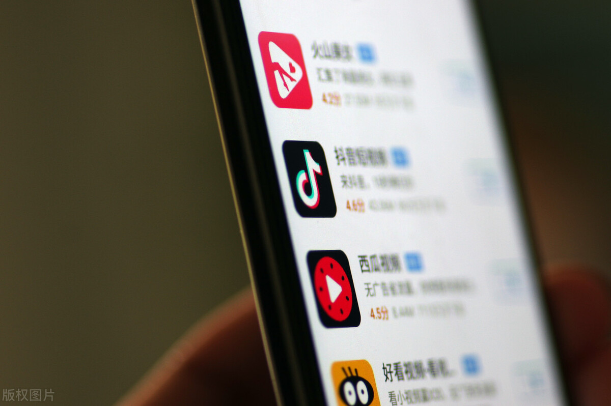 抖音短视频是最好的，甚至可以说是巨无霸