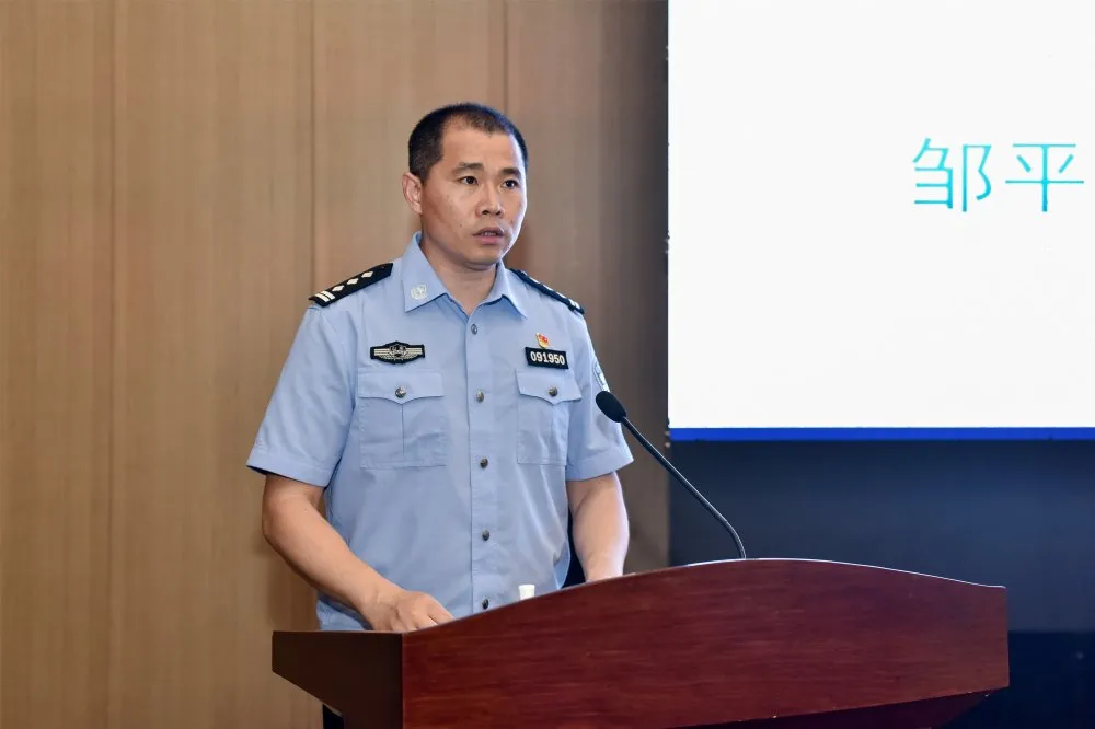 ȫ�л���ϵͳ�ŷ������⹤���ֳ��ƽ�������ƽ�ٿ�