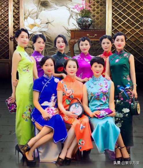 越南的奥黛，女孩标配，与中国旗袍，到底有多大的不同？
