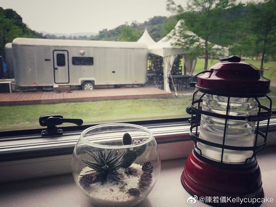 林志穎嬌妻陳若儀曬露營照片，Kimi長成大男孩，雙胞胎出鏡超可愛