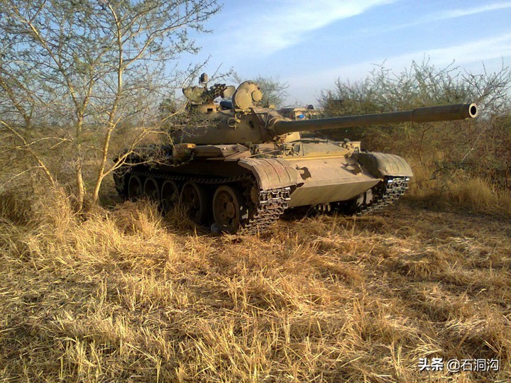 下一个会不会轮到vt 4 盘点尼日利亚武装部队丢弃的装备 石洞沟 Mdeditor